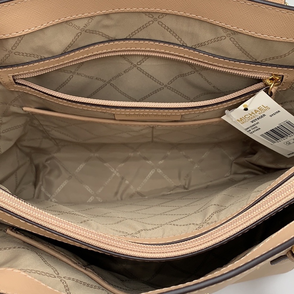 MICHAEL KORS Voyager East West Tote OYSTER COLOR - Picture 11 of 15